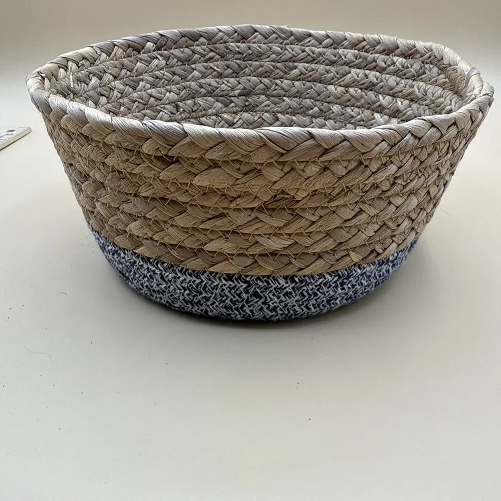 Round UGG Two-Tone Tabletop Organizer Basket with Leather Logo Patch Straw Rope